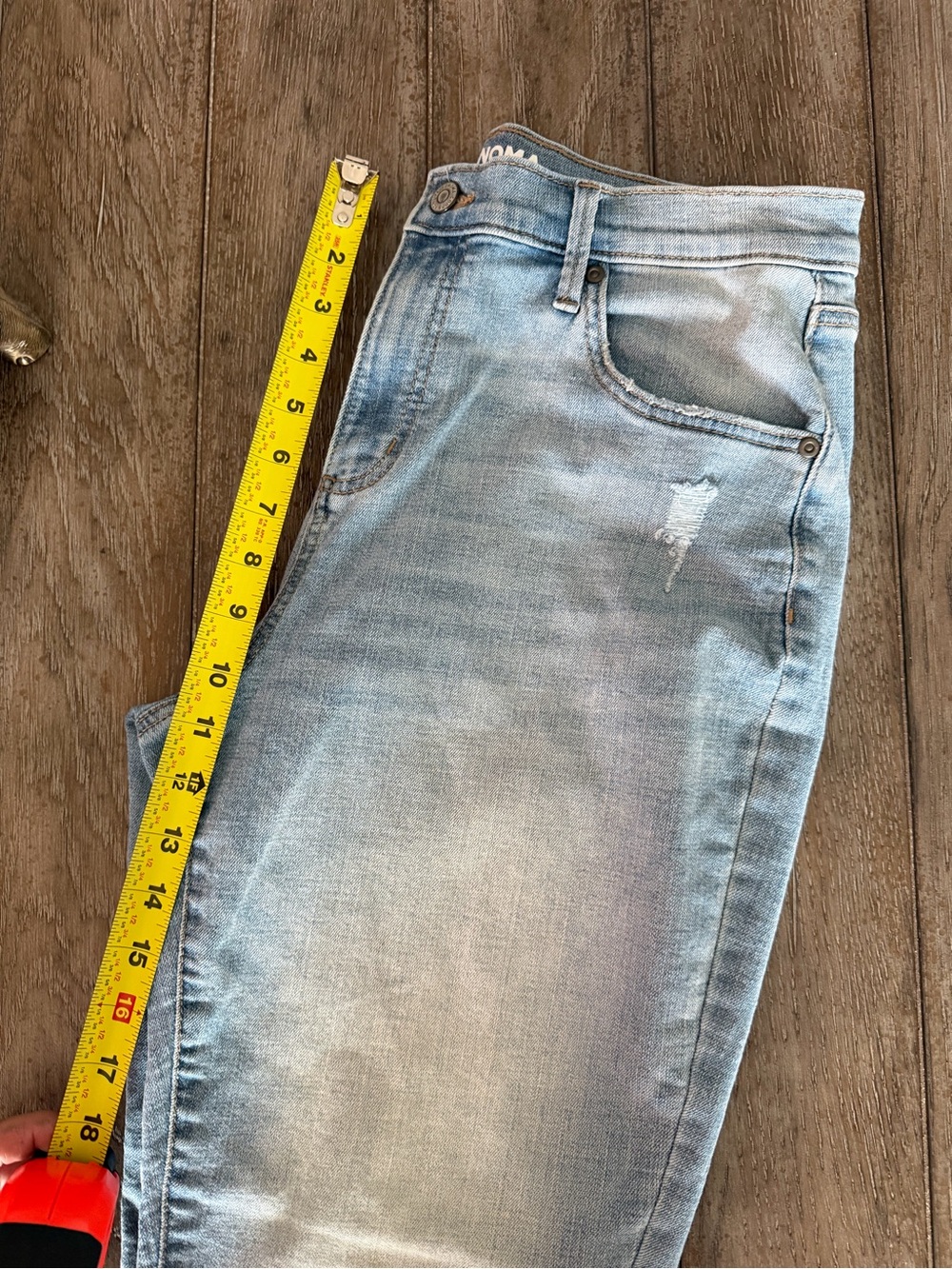 SONOMA Light Blue Women’s Boyfriend Jeans with Playful Patches - Picture 9 of 10